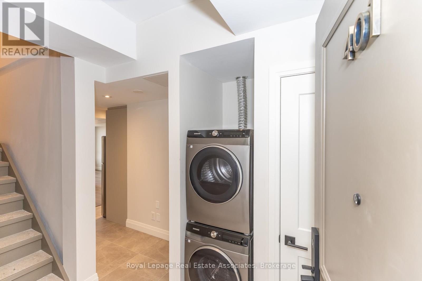 401 - 1000 Bathurst Street, Toronto, Ontario  M5R 3G7 - Photo 3 - C13081894