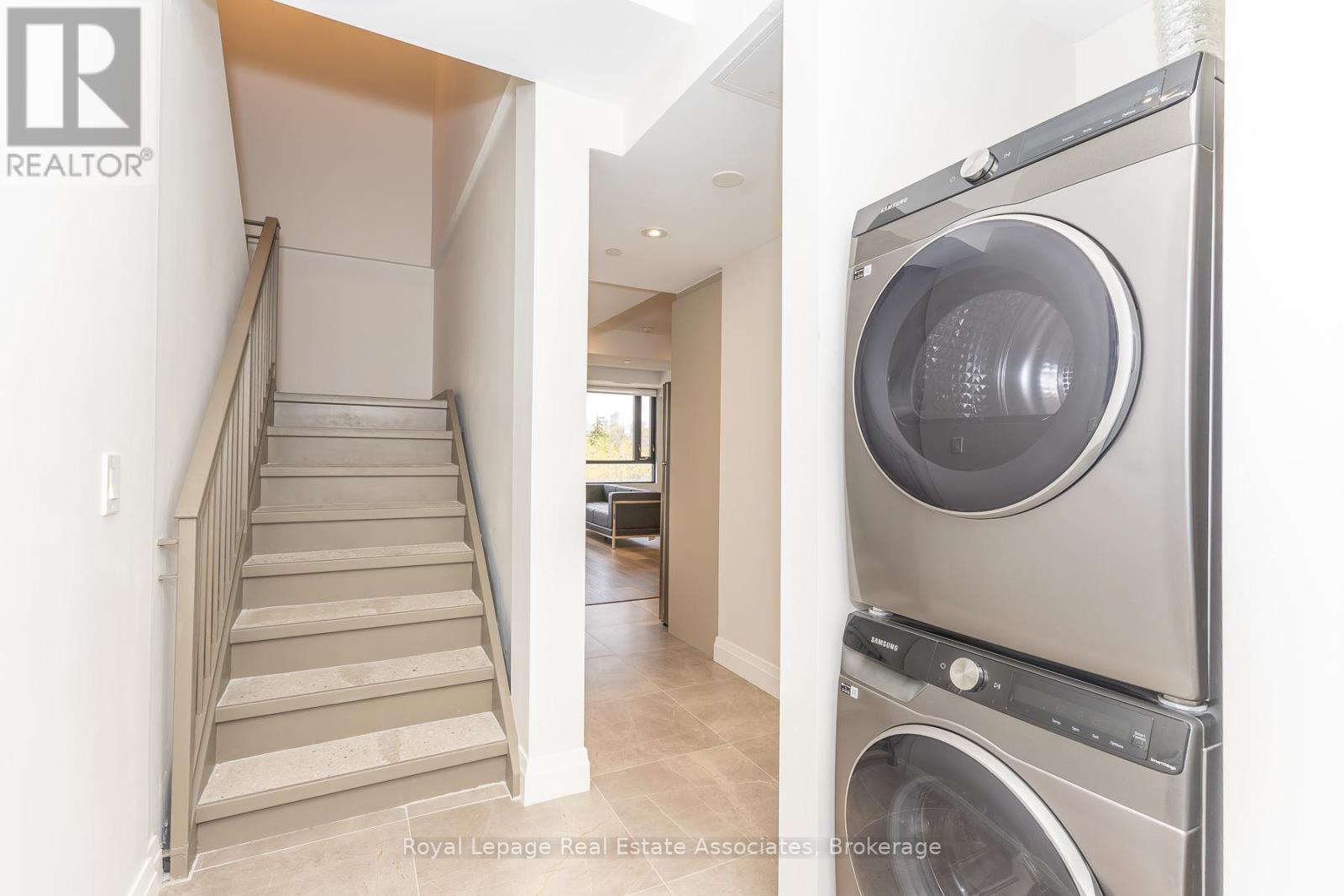 401 - 1000 Bathurst Street, Toronto, Ontario  M5R 3G7 - Photo 4 - C13081894