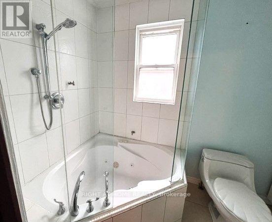 77 St Germain Avenue, Toronto, Ontario M5M 1V9 - Photo 19 - C13547390