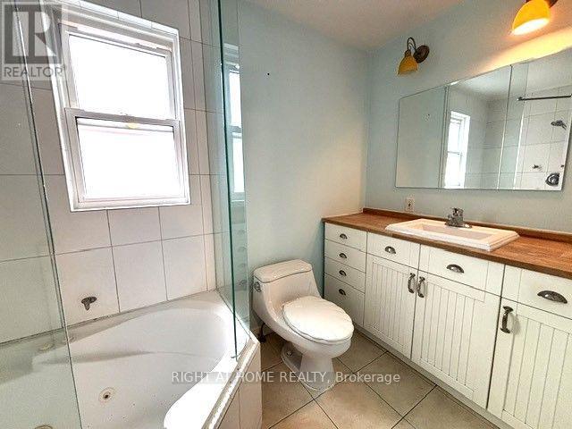 77 St Germain Avenue, Toronto, Ontario M5M 1V9 - Photo 18 - C13547390