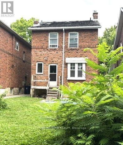 77 St Germain Avenue, Toronto, Ontario M5M 1V9 - Photo 3 - C13547390