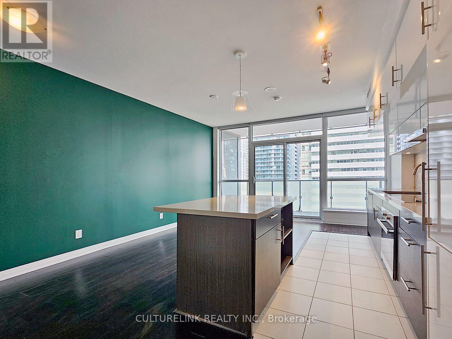 1712 - 8 Mercer Street, Toronto, Ontario  M5V 0C4 - Photo 6 - C13675848