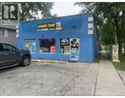 400 CHIPPAWA STREET, Windsor, Ontario