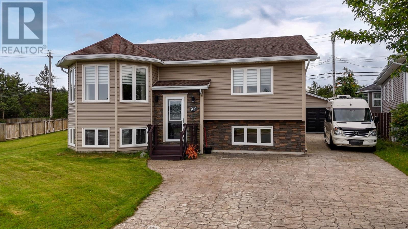 45 Cottonwood Crescent, St. John's