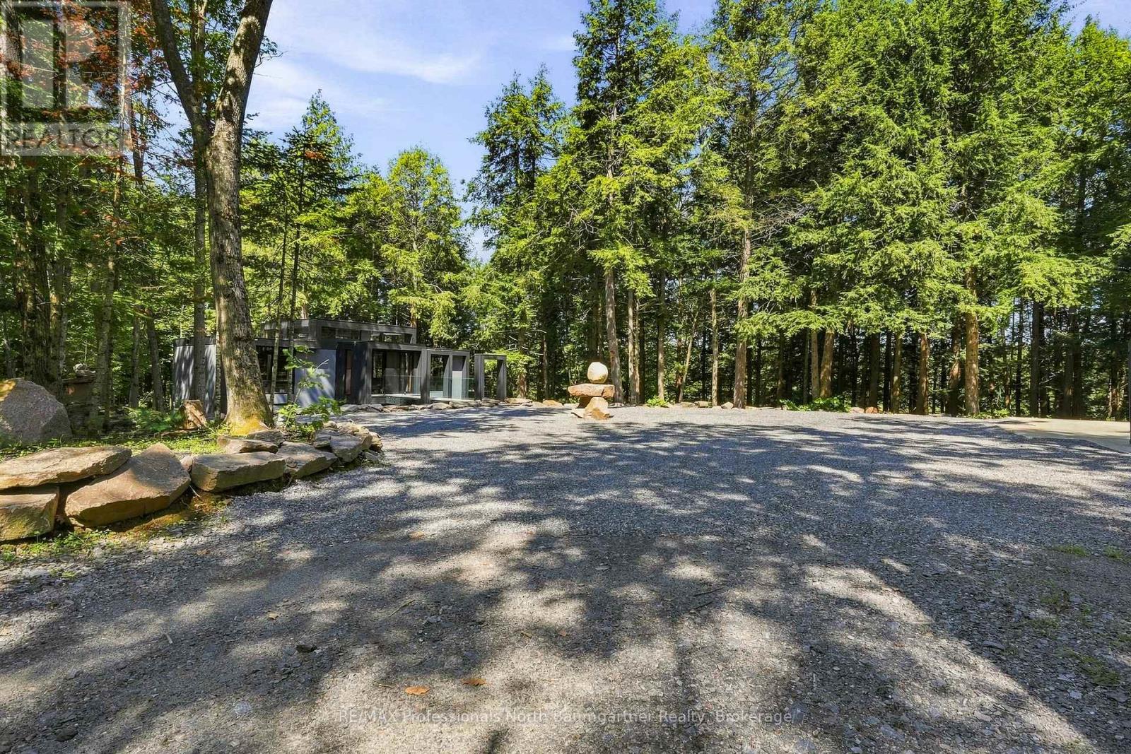 1433 Buckslide Road, Algonquin Highlands, Ontario  K0M 1S0 - Photo 35 - X13676276