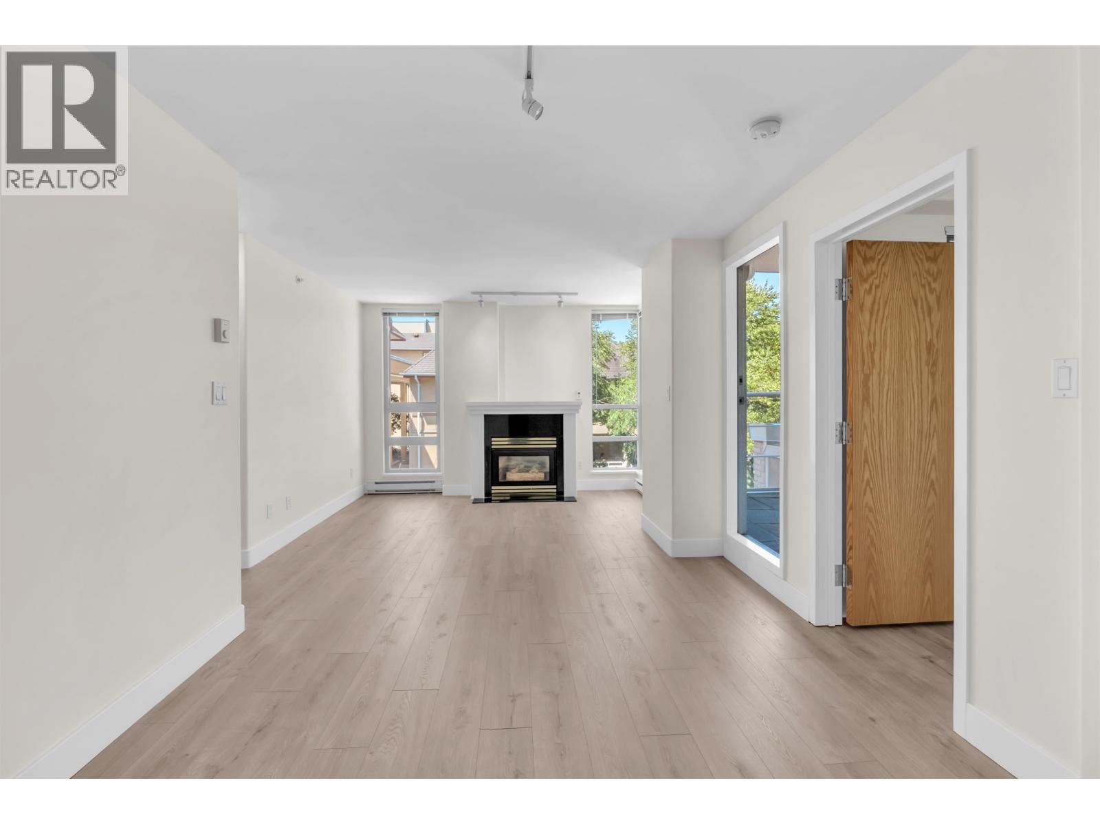 403 1818 W 6th Avenue, Vancouver, British Columbia  V6J 1R6 - Photo 4 - R3138443