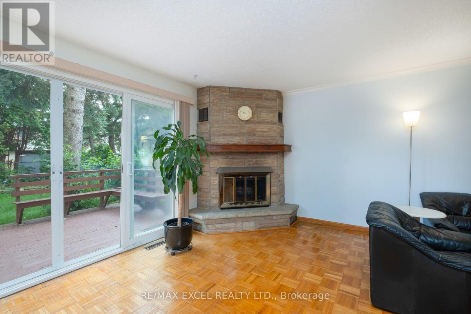 68 Applegate Crescent, Toronto, Ontario  M2H 2R4 - Photo 10 - C13675972
