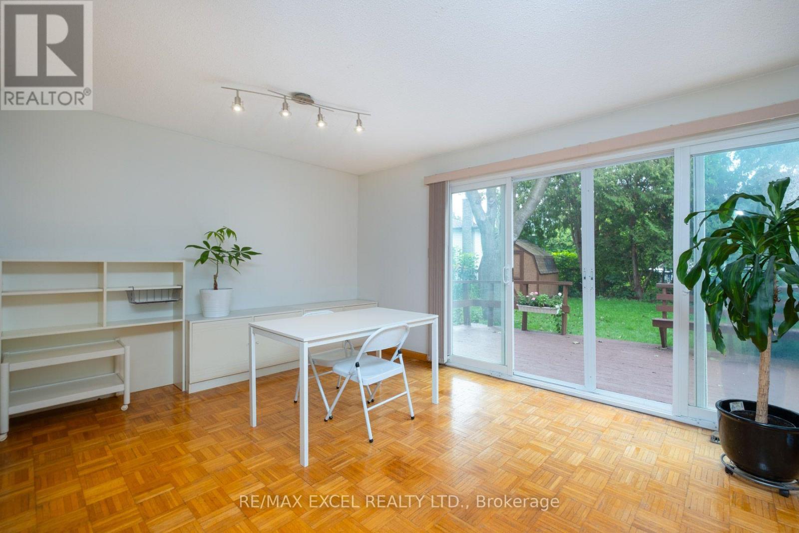 68 Applegate Crescent, Toronto, Ontario  M2H 2R4 - Photo 11 - C13675972