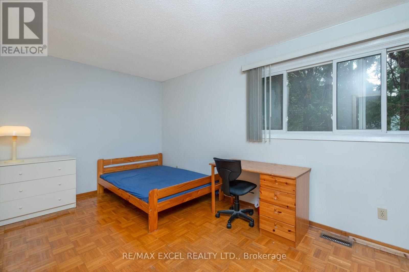 68 Applegate Crescent, Toronto, Ontario  M2H 2R4 - Photo 17 - C13675972