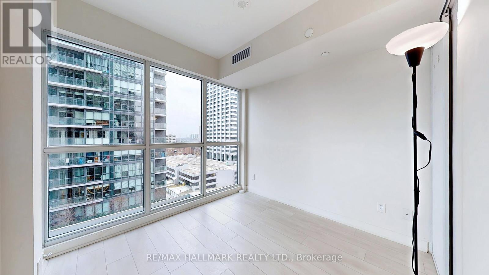 808 - 6 Sonic Way, Toronto, Ontario  M3C 0P1 - Photo 18 - C13675986