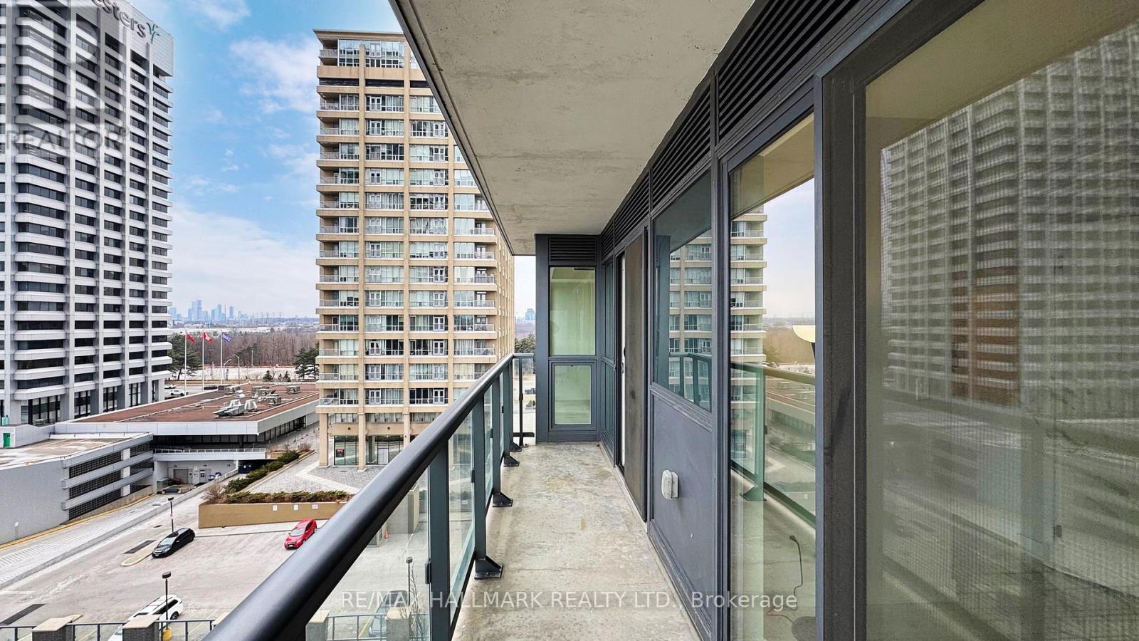 808 - 6 Sonic Way, Toronto, Ontario  M3C 0P1 - Photo 24 - C13675986