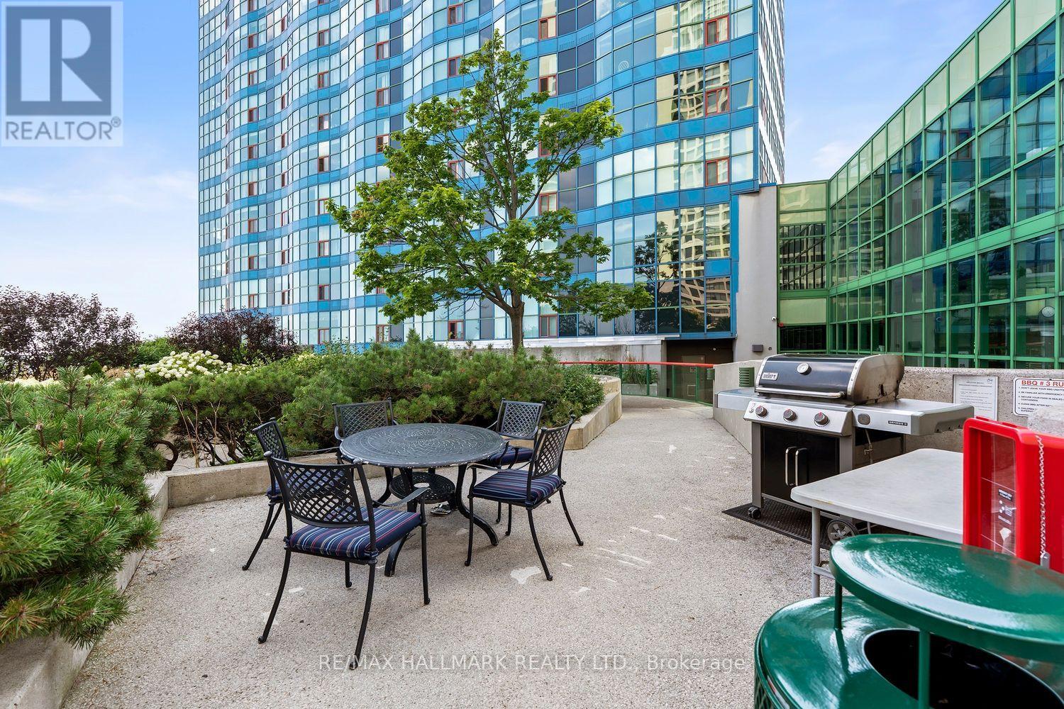 504 - 77 Harbour Square, Toronto, Ontario  M5J 2S2 - Photo 16 - C13676014