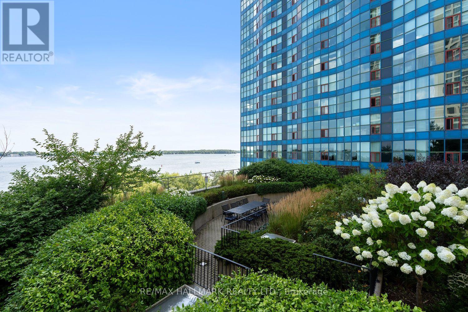 504 - 77 Harbour Square, Toronto, Ontario  M5J 2S2 - Photo 17 - C13676014