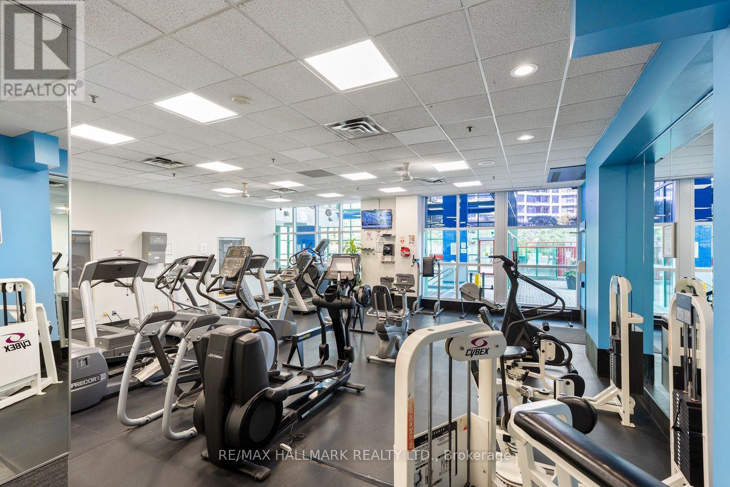 504 - 77 Harbour Square, Toronto, Ontario  M5J 2S2 - Photo 6 - C13676014