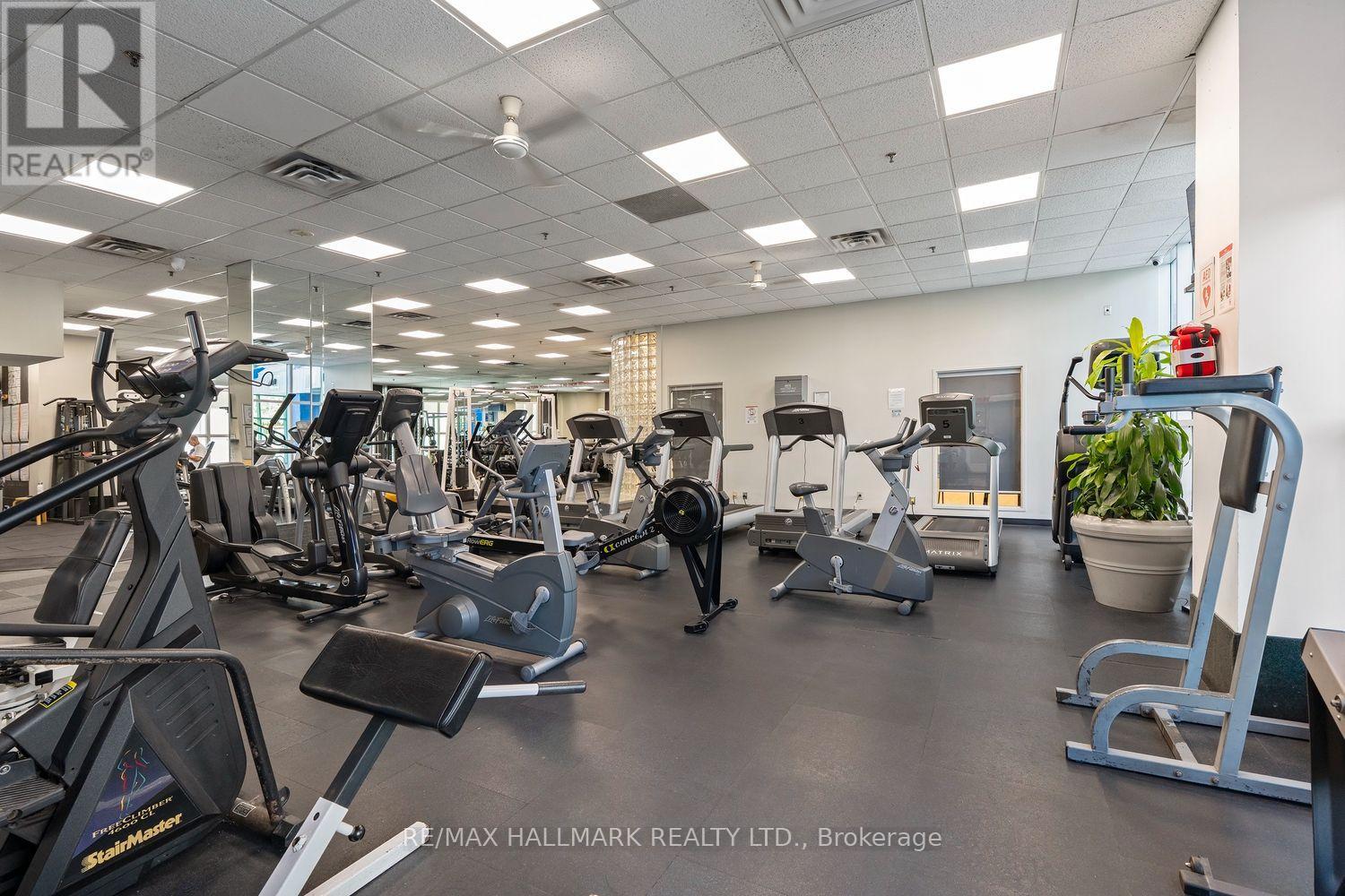 504 - 77 Harbour Square, Toronto, Ontario  M5J 2S2 - Photo 7 - C13676014