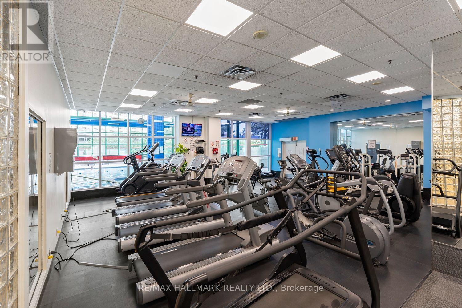 504 - 77 Harbour Square, Toronto, Ontario  M5J 2S2 - Photo 8 - C13676014