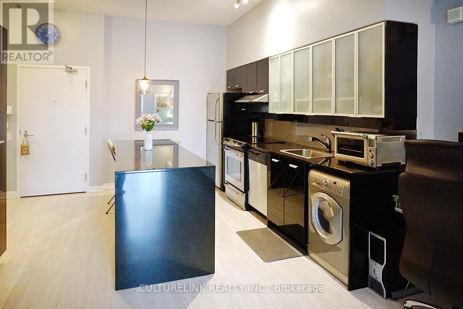 Th11 - 33 Singer Court, Toronto, Ontario  M2K 0B4 - Photo 5 - C13676076