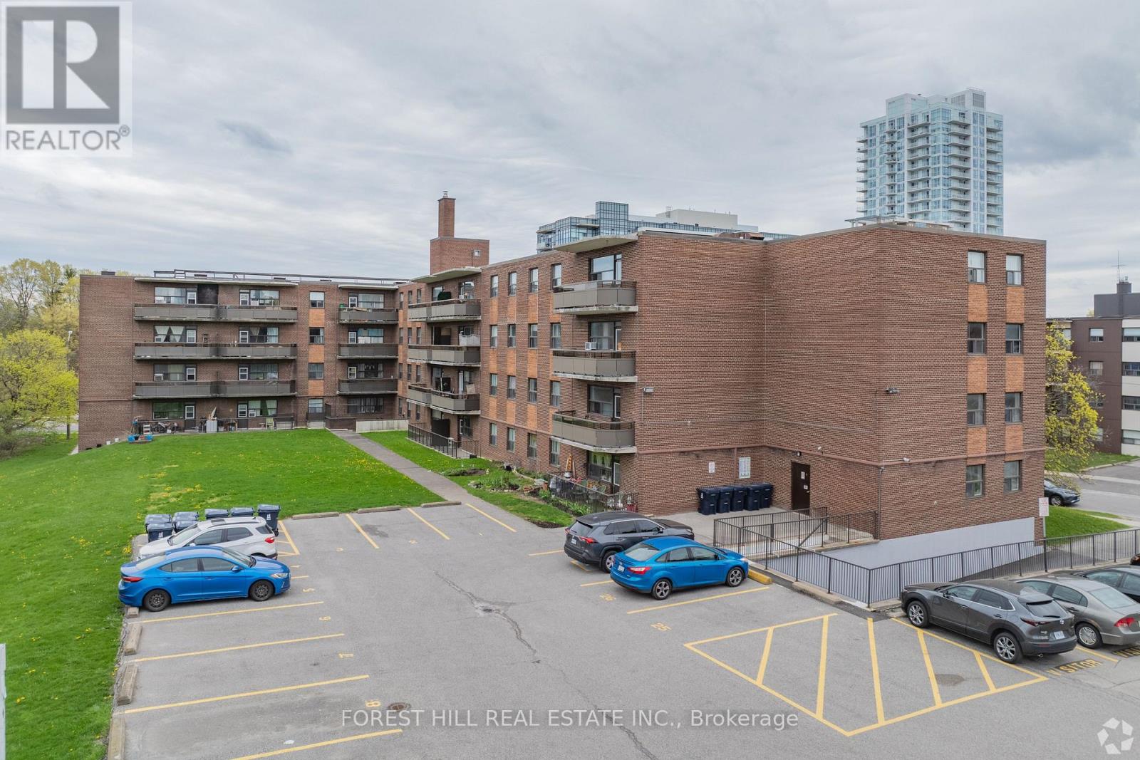 512 - 32 CLAYLAND DRIVE Toronto (Parkwoods-Donalda), ON M3A 2A5