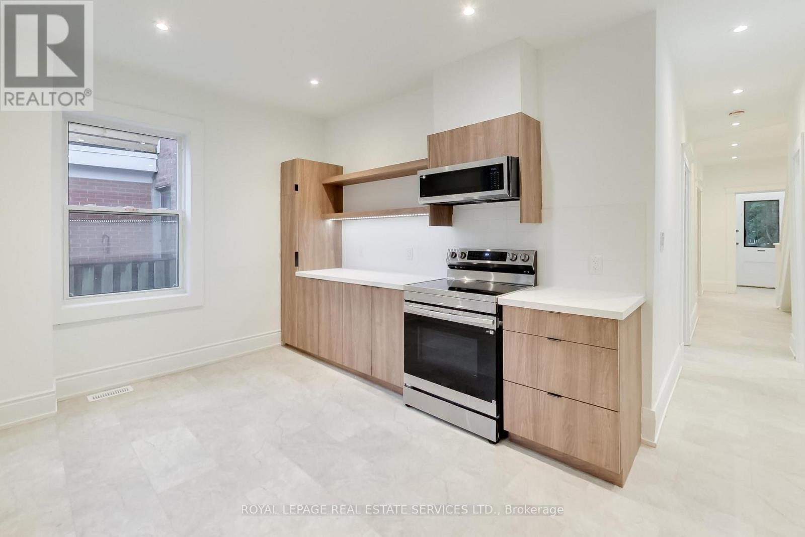 218 Montrose Avenue, Toronto, Ontario  M6G 3G7 - Photo 17 - C13676216