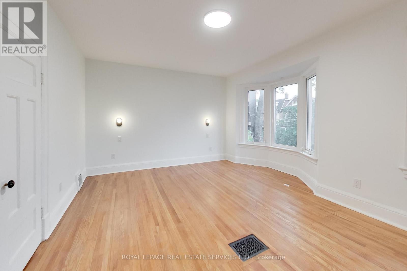 218 Montrose Avenue, Toronto, Ontario  M6G 3G7 - Photo 30 - C13676216