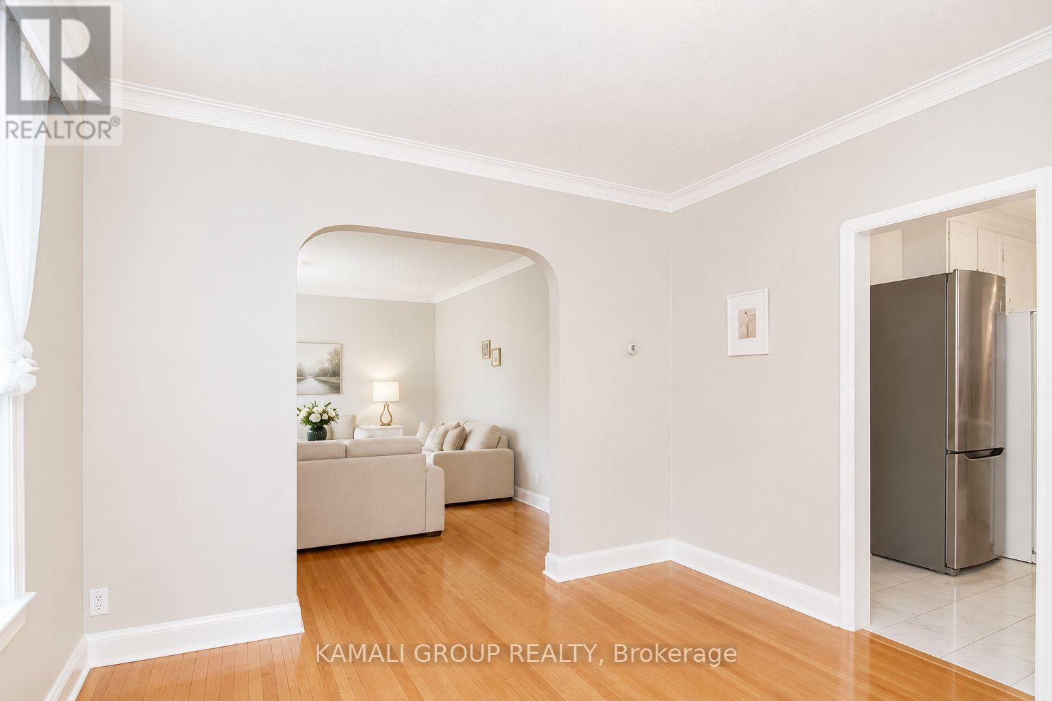 Main - 138 Johnston Avenue, Toronto, Ontario  M2N 1H2 - Photo 4 - C13676240