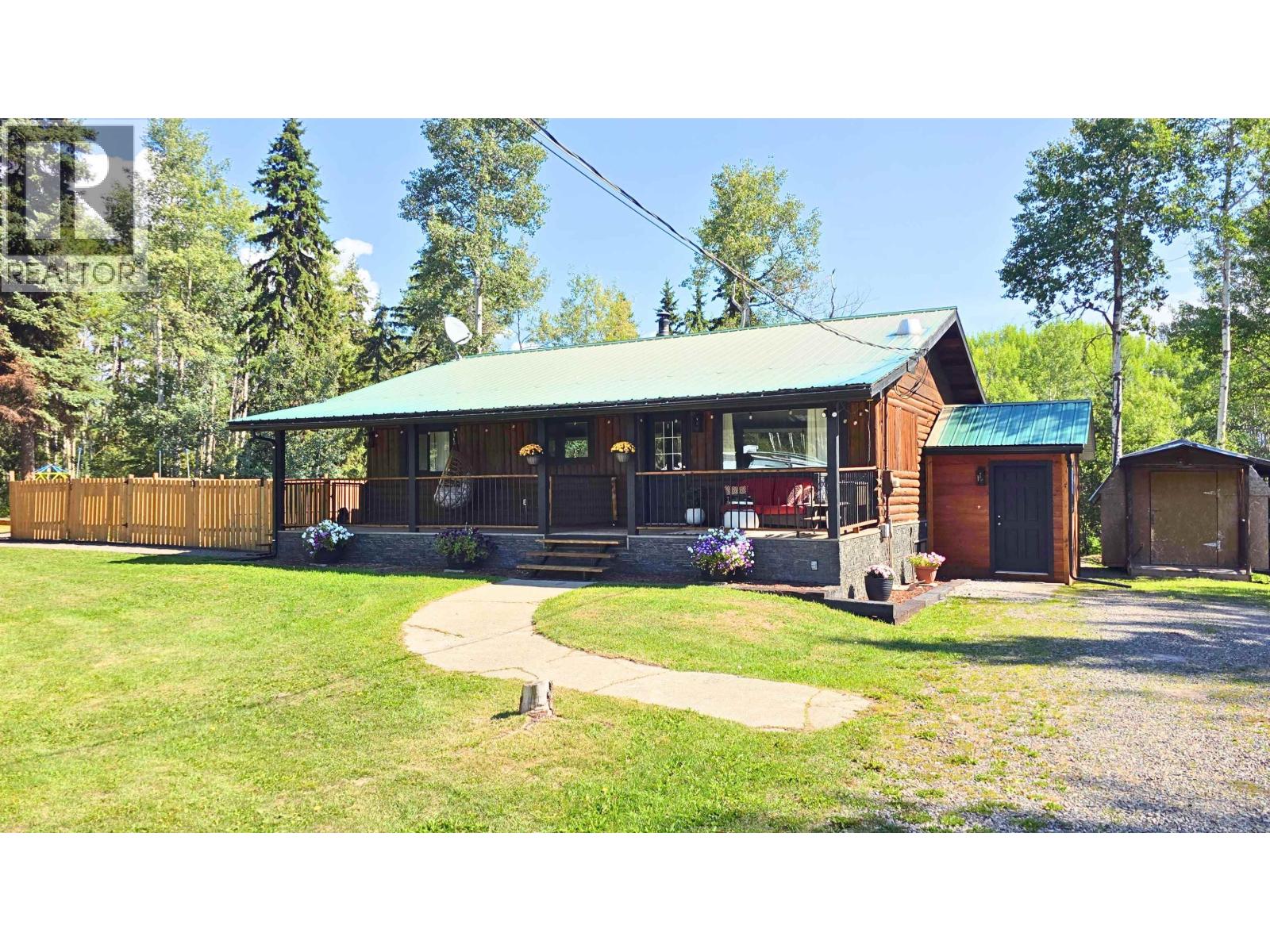 3980 DRIVE IN ROAD, Houston, British Columbia