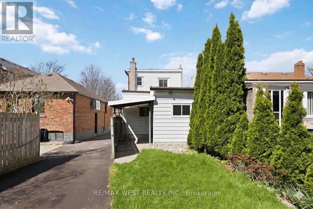 79 King Edward Avenue, Toronto, Ontario  M4C 5J5 - Photo 22 - E13675970