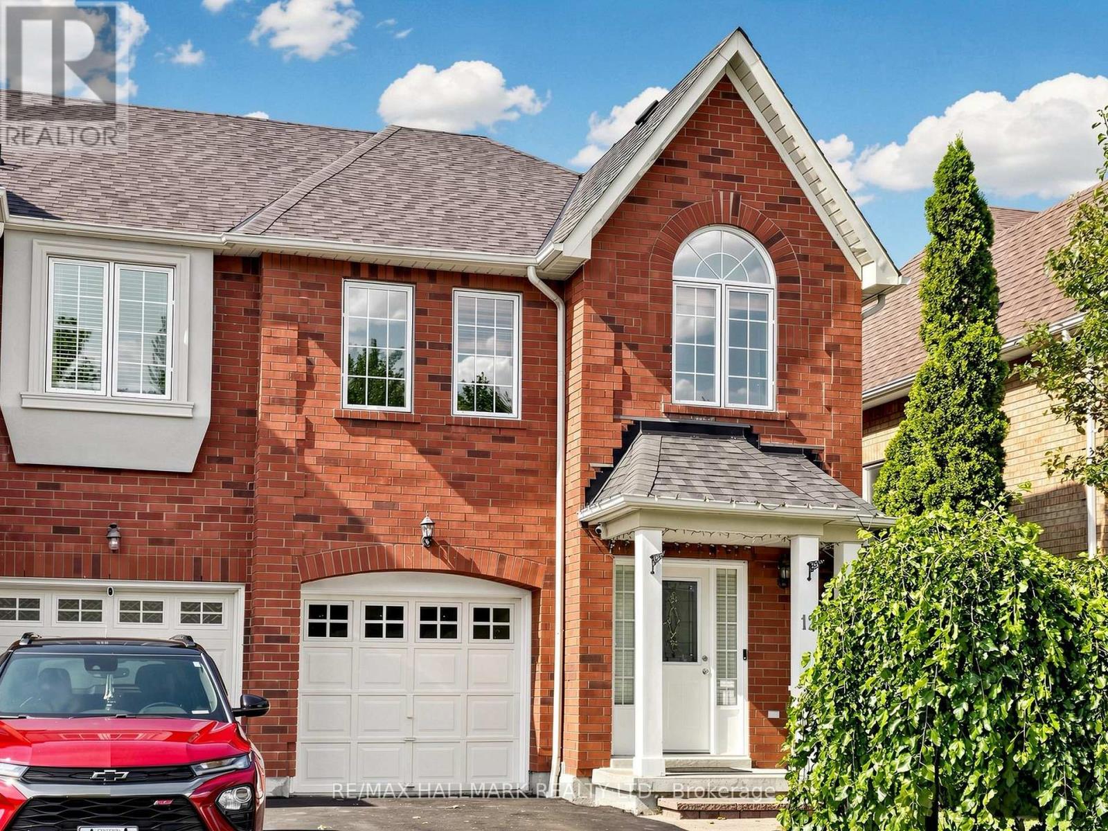 12 Stokely Crescent, Whitby, Ontario L1N 9S8 - Photo 3 - E13675976