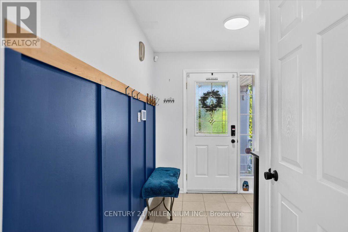 23 Eldad Drive, Clarington, Ontario  L1C 5L1 - Photo 3 - E13675992