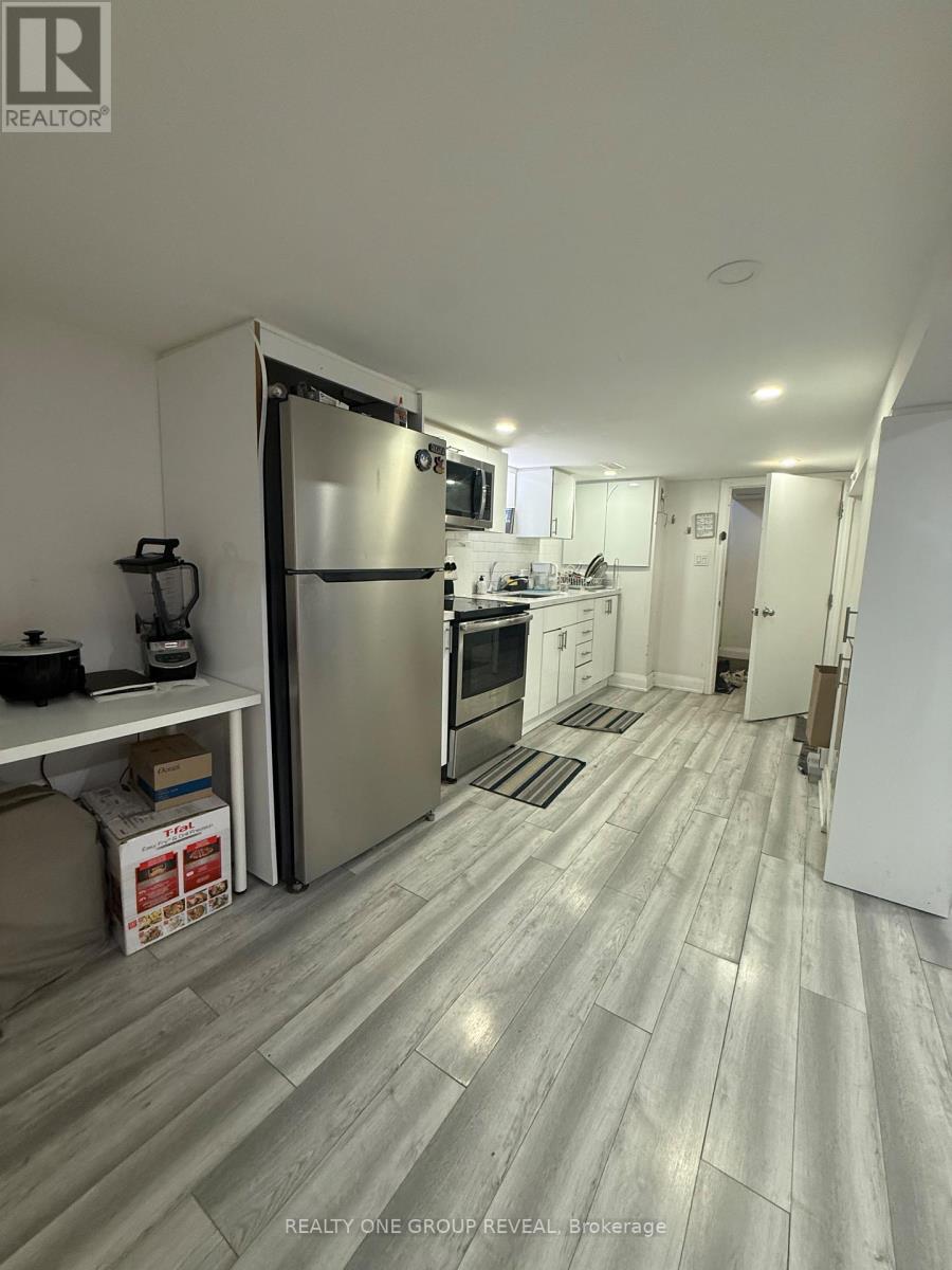 161 Coleridge Avenue, Toronto, Ontario  M4C 4H8 - Photo 4 - E13676028