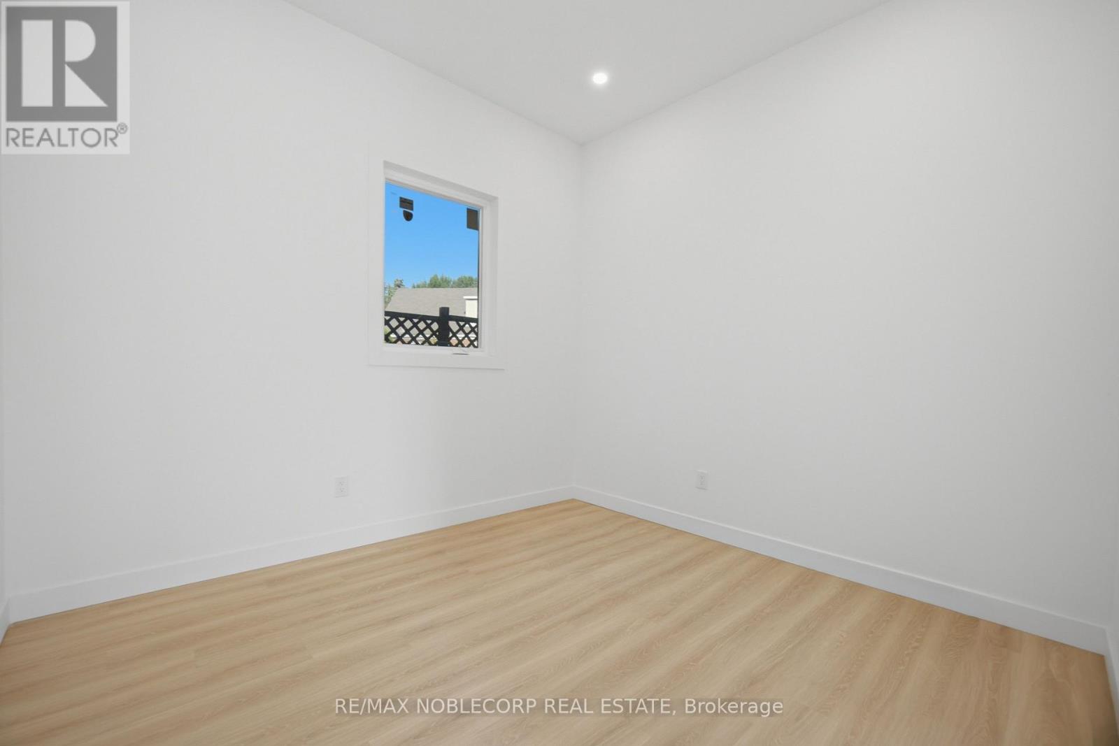 Garden Suite - 6 Evandale Road, Toronto, Ontario  M1L 3S1 - Photo 19 - E13676060