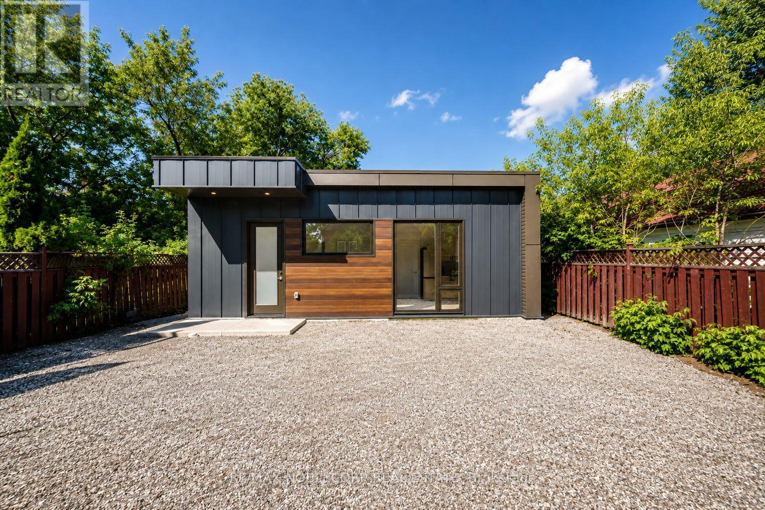 Garden Suite - 6 Evandale Road, Toronto, Ontario  M1L 3S1 - Photo 2 - E13676060