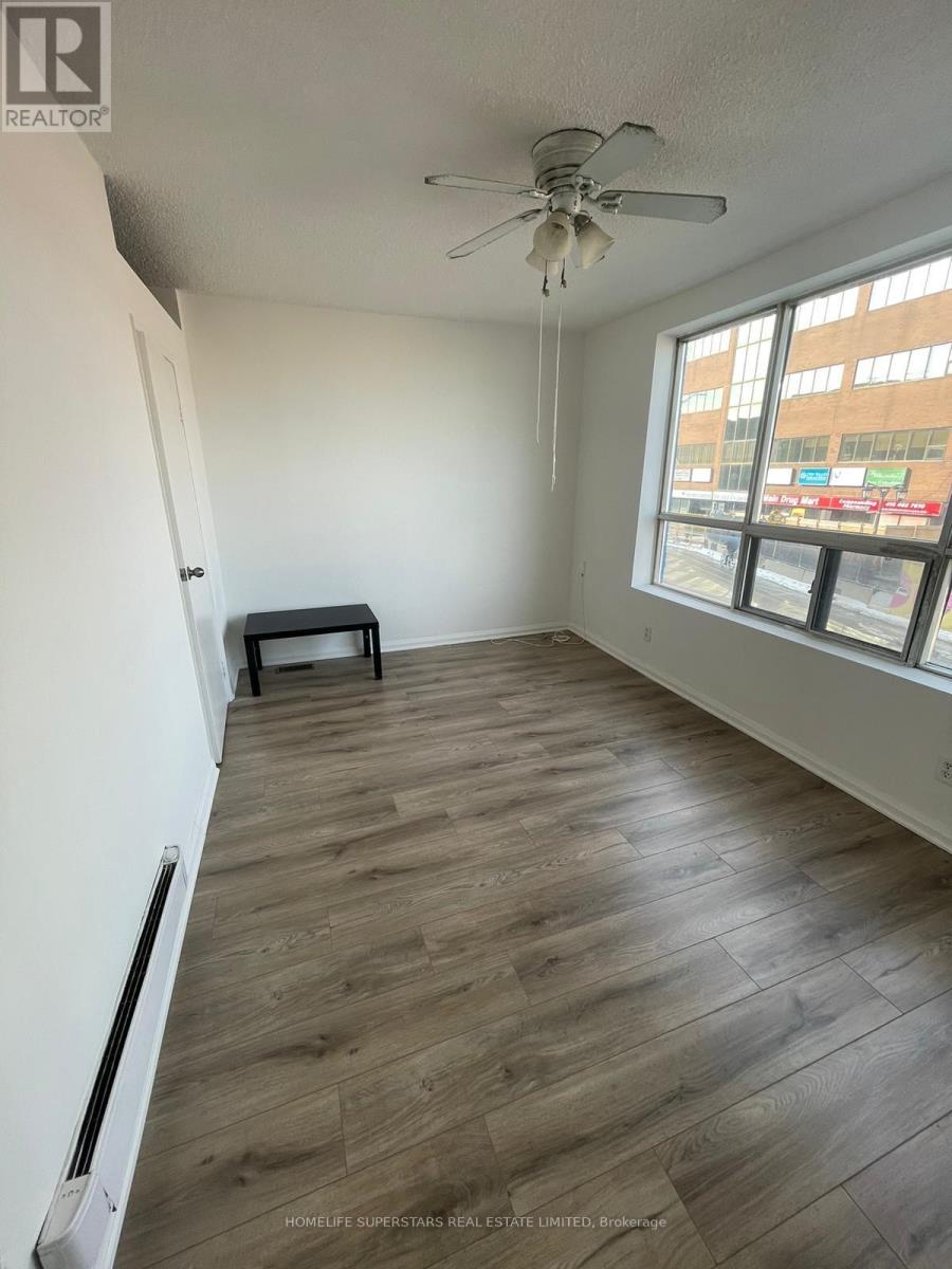 679 Danforth Avenue, Toronto, Ontario  M4J 1L2 - Photo 7 - E13676178