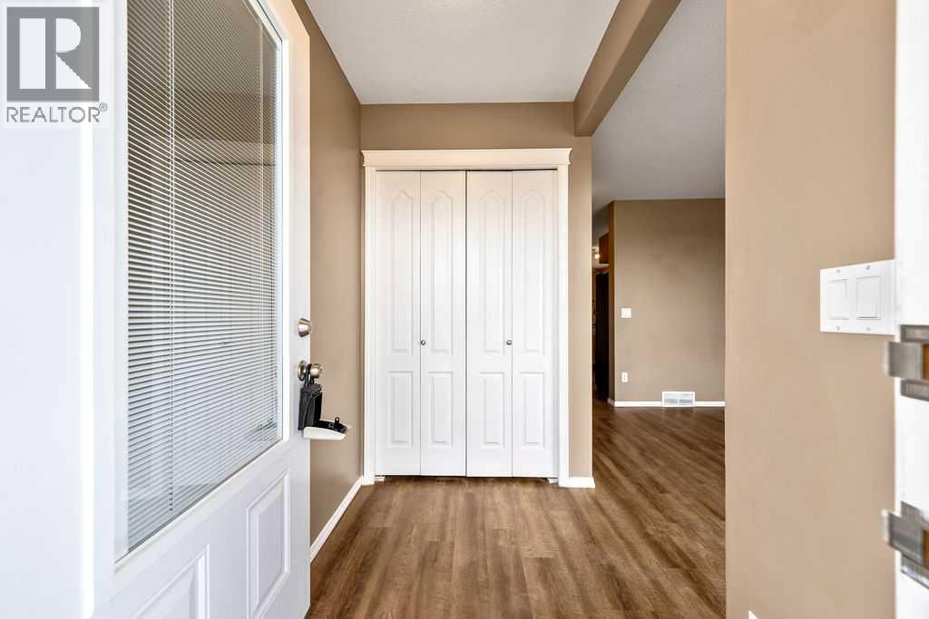 108 Sunrise Terrace NE, High River, Alberta  T1V 0C2 - Photo 2 - A2328251
