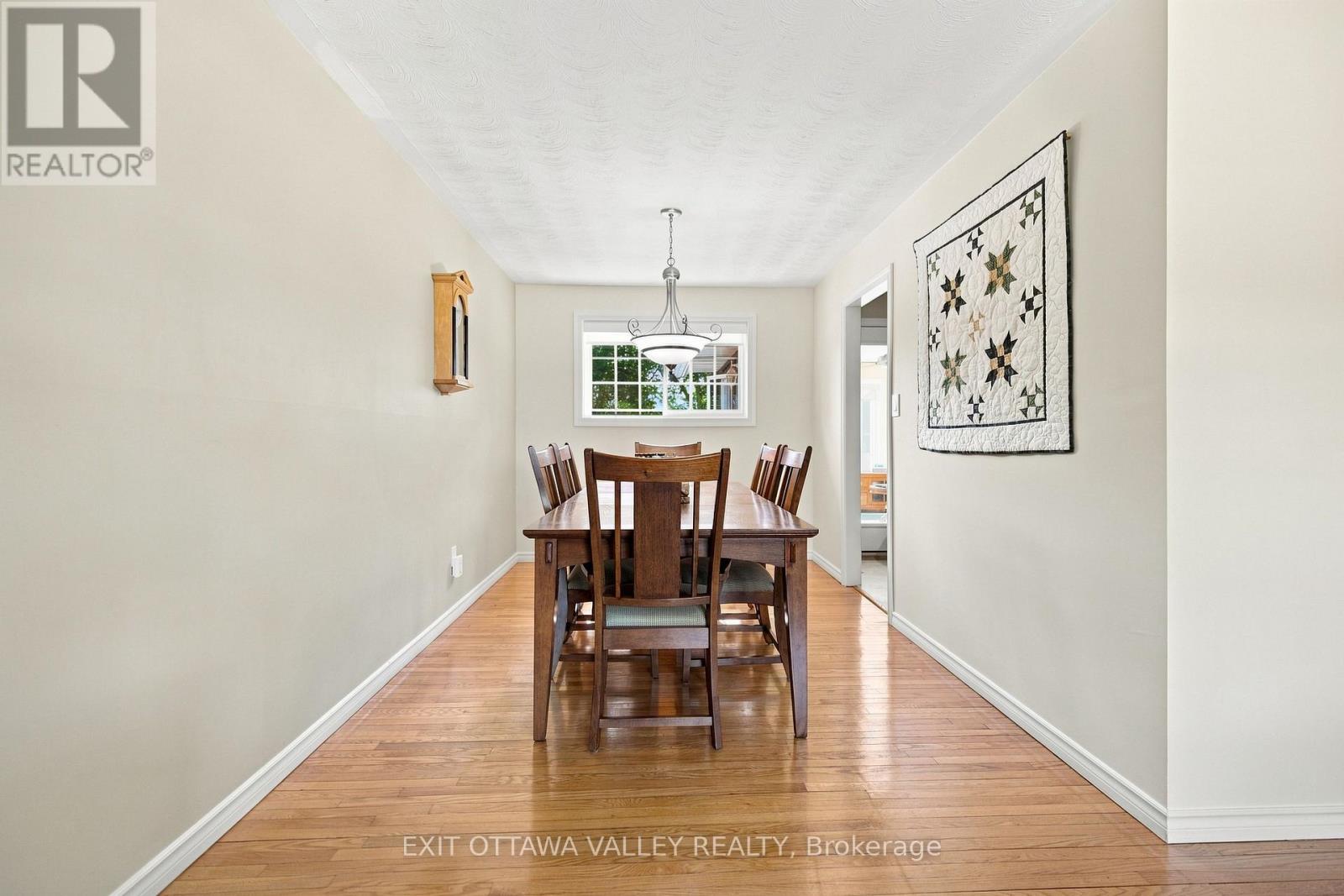 5 Valley Street, Laurentian Valley, Ontario  K8A 8R3 - Photo 22 - X13676158