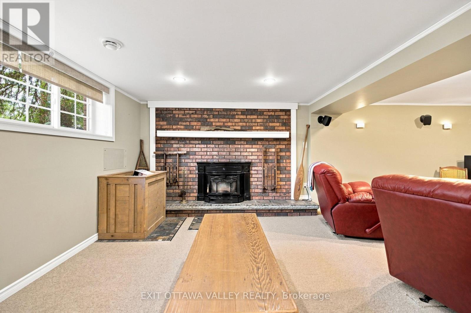 5 Valley Street, Laurentian Valley, Ontario  K8A 8R3 - Photo 43 - X13676158