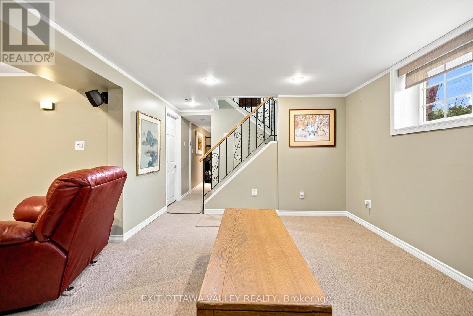 5 Valley Street, Laurentian Valley, Ontario  K8A 8R3 - Photo 45 - X13676158