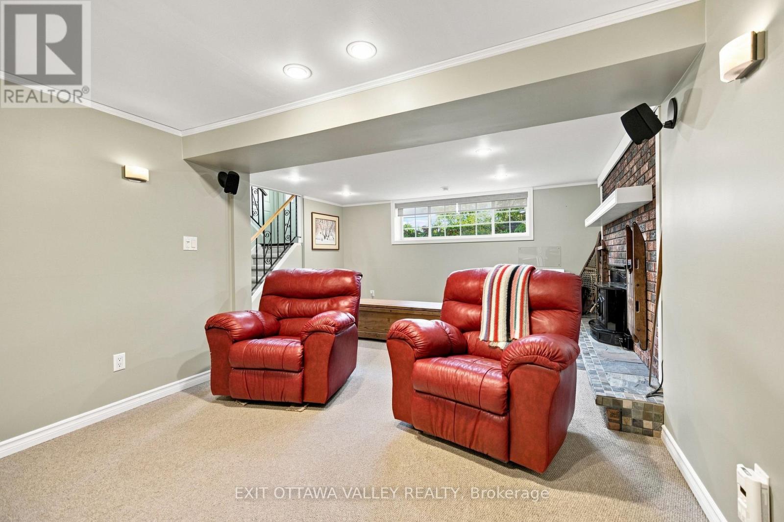 5 Valley Street, Laurentian Valley, Ontario  K8A 8R3 - Photo 46 - X13676158