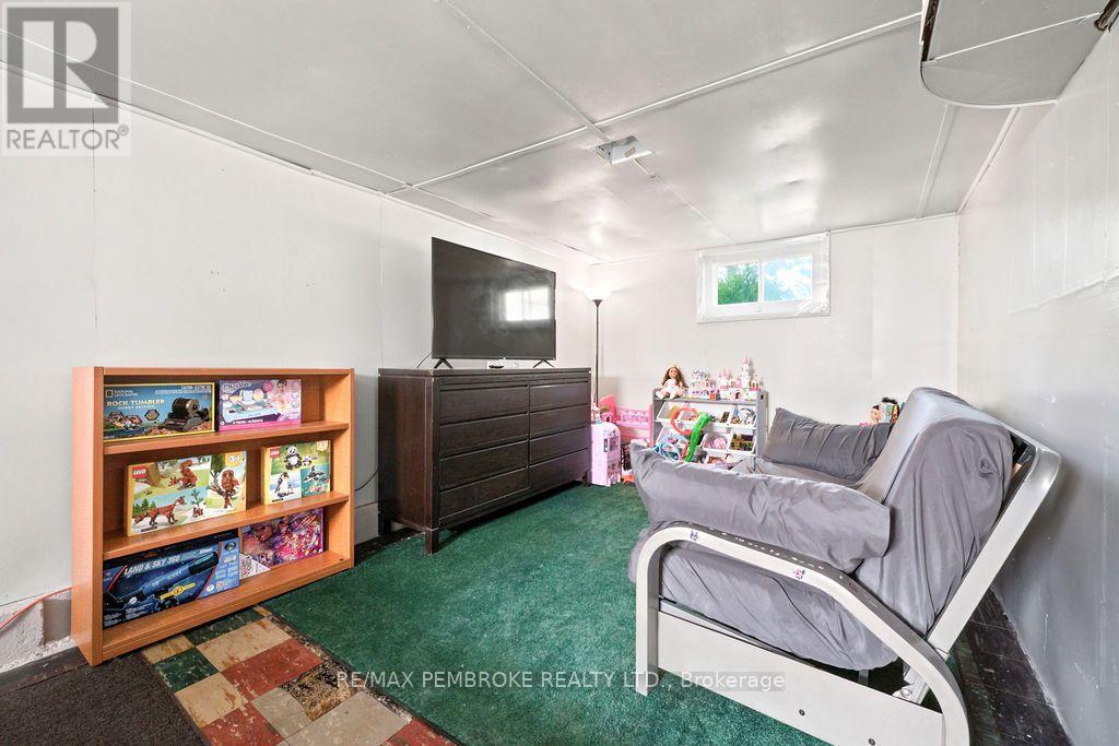 1 New Street, Petawawa, Ontario  K8H 2H4 - Photo 23 - X13676172