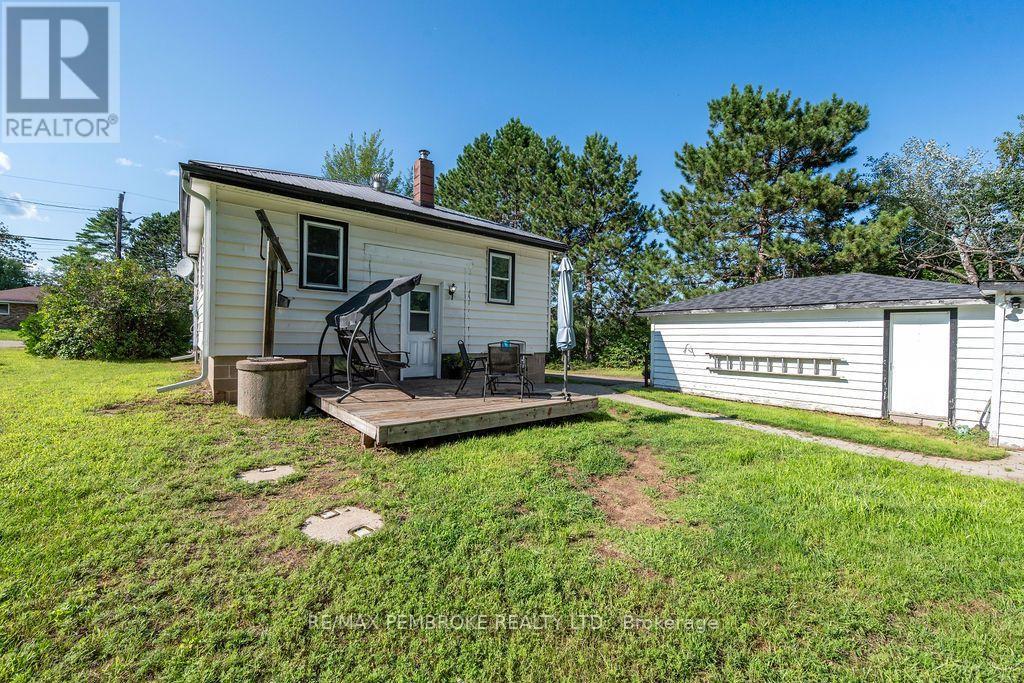 1 New Street, Petawawa, Ontario  K8H 2H4 - Photo 30 - X13676172