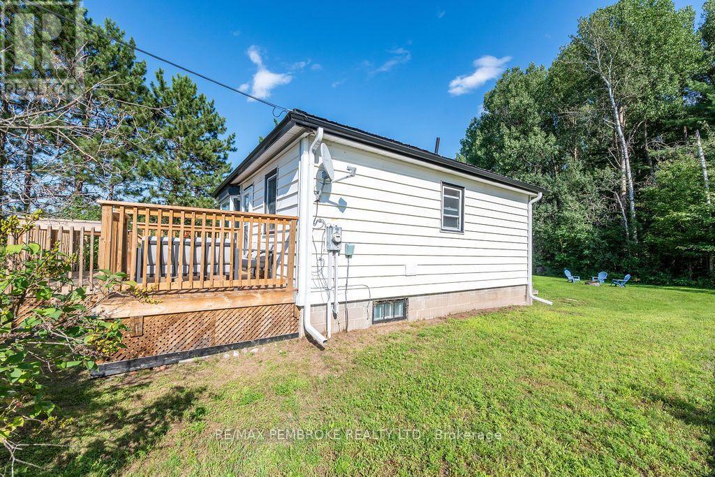 1 New Street, Petawawa, Ontario  K8H 2H4 - Photo 40 - X13676172