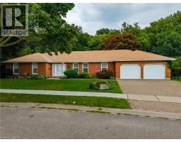 68 ROYAL OAK Drive, brantford, Ontario