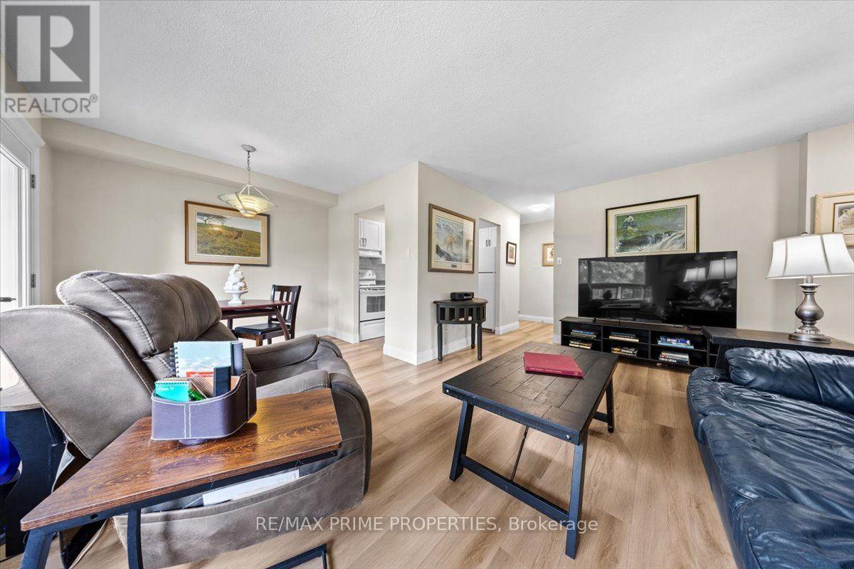 209 - 158 Mcarthur Avenue, Ottawa, Ontario  K1L 7E7 - Photo 12 - X13676296