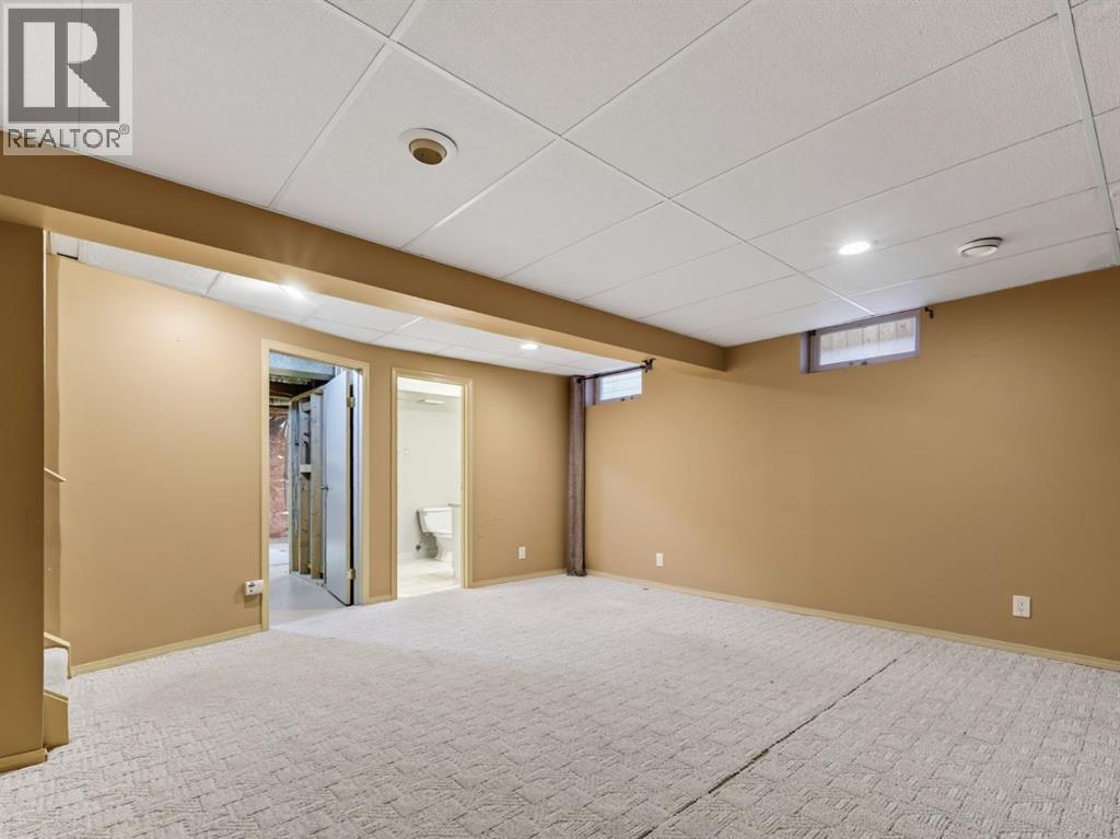 76 Deermoss Crescent Se, Calgary, Alberta  T2J 6P4 - Photo 43 - A2337251