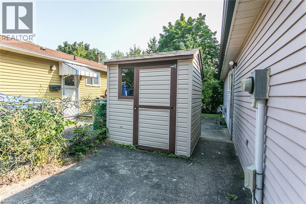 36 Amos Avenue, Waterloo, Ontario  N2L 5G3 - Photo 41 - 40855037