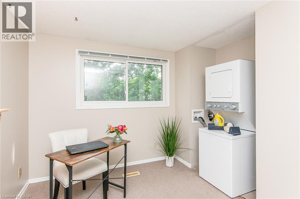 36 Amos Avenue, Waterloo, Ontario  N2L 5G3 - Photo 29 - 40855037