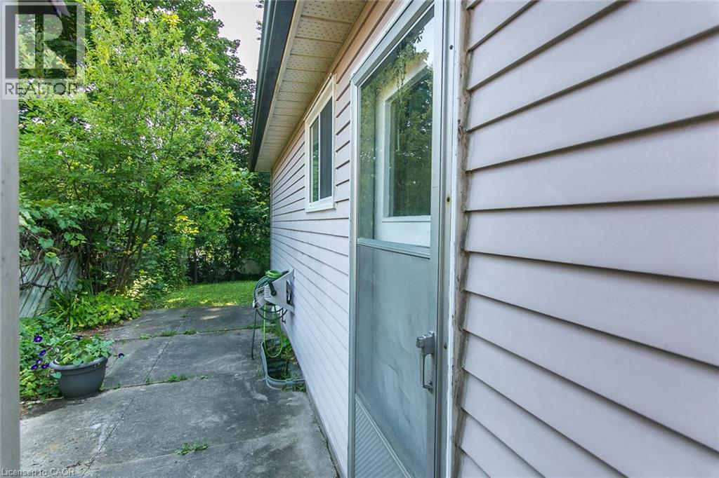 36 Amos Avenue, Waterloo, Ontario  N2L 5G3 - Photo 42 - 40855037