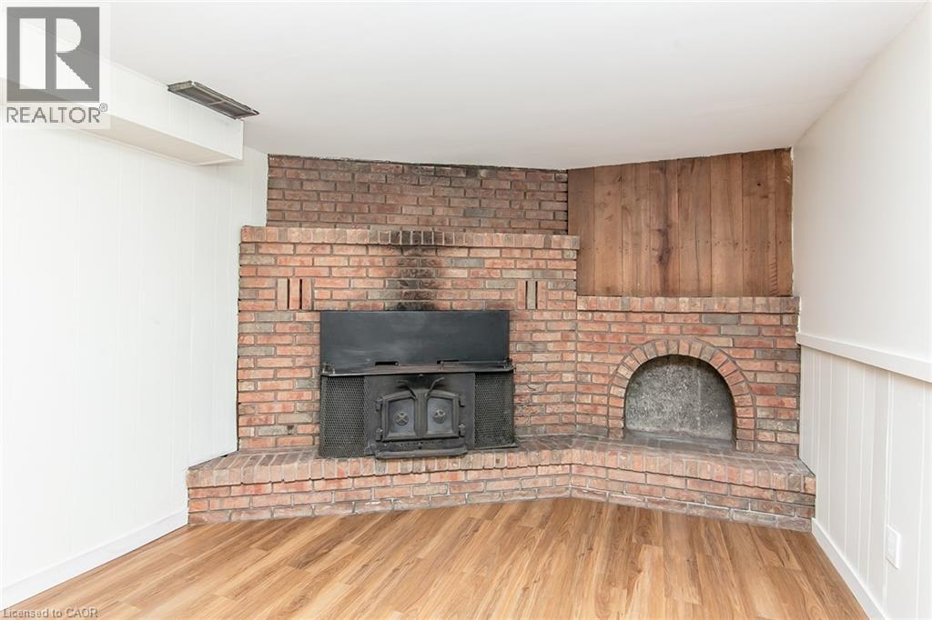 36 Amos Avenue, Waterloo, Ontario  N2L 5G3 - Photo 38 - 40855037