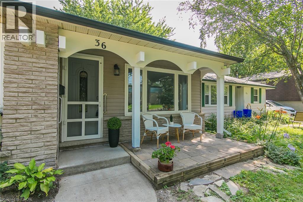 36 Amos Avenue, Waterloo, Ontario  N2L 5G3 - Photo 6 - 40855037