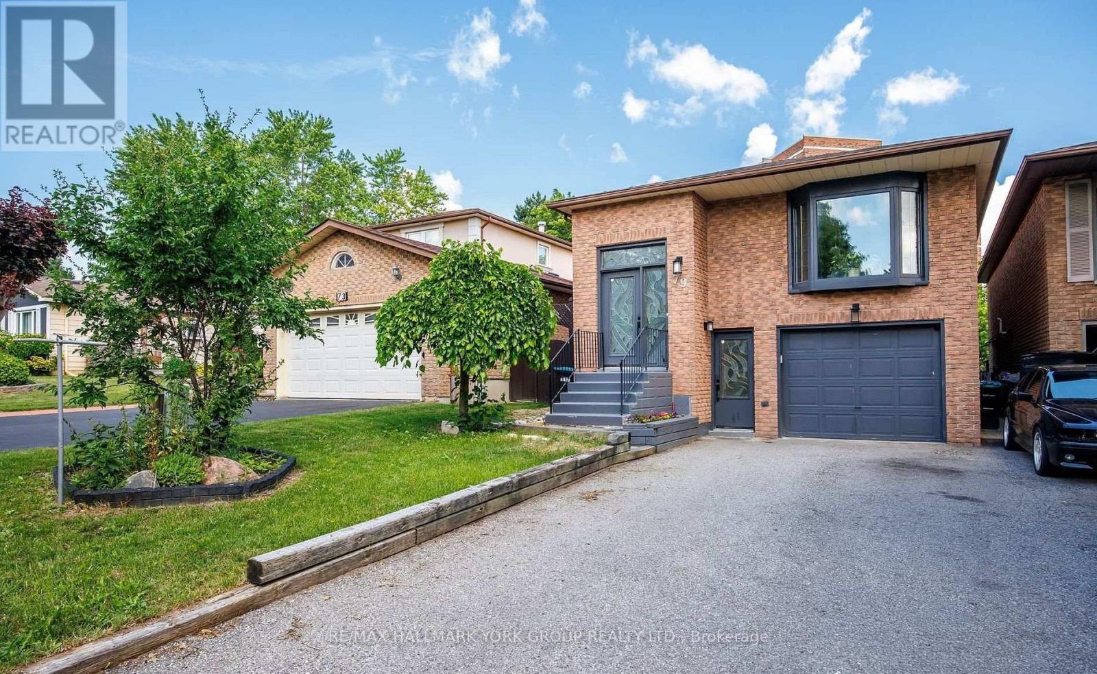 79 Maplegrove Avenue, Bradford West Gwillimbury (Bradford), Ontario  L3Z 1R9 - Photo 1 - N13676110